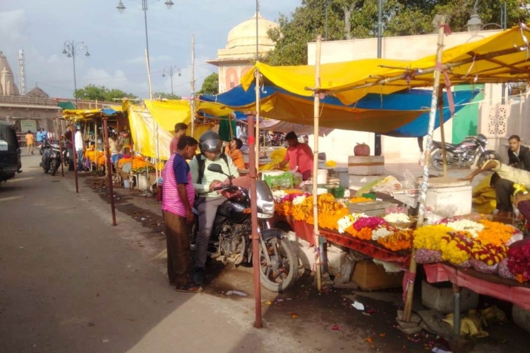 Jaipur - prywatna wycieczka piesza po dziedzictwiePrywatny sedan