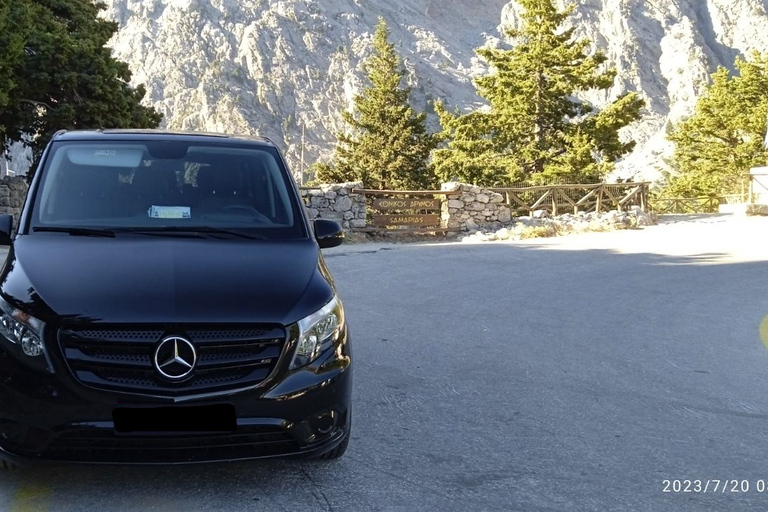 Crete: Private Transfer to/from Ports & Airports by Mercedes One-Way Transfer between Chania/Heraklion & South Rethymno