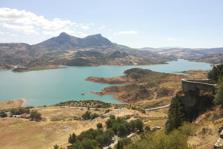 Siviglia: gita di 2 giorni ai villaggi bianchi e Ronda e pernottamentoSiviglia: viaggio di 2 giorni nei villaggi bianchi e Ronda e pernottamento