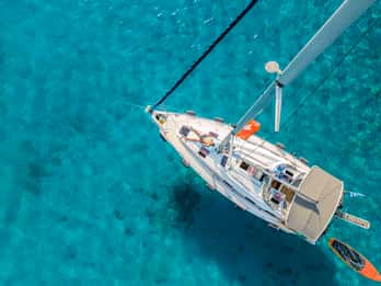 Halkidiki: Private Sailing Yacht Cruise Swim in Blue Waters