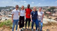 Private Kiberia Slum Wandertouren und Kinder nach Hause besuchen. - Hizvo