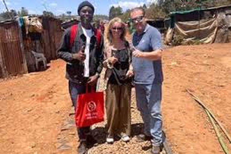 Private Kiberia Slumwanderung und Besuch eines Kinderheims.Nairobi: Kiberia Slum Walking Tour.