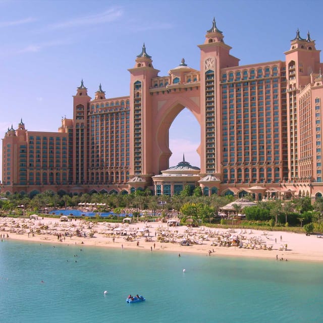Dubaï Location de voiture de luxe privée pour une journée entière GetYourGuide