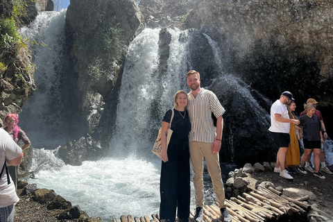 Marrakech ; randonnée dans les montagnes de l'Atlas à dos de chameau et au bord de l'eauExcursion d'une journée dans les montagnes de l'Atlas avec promenade à dos de chameau