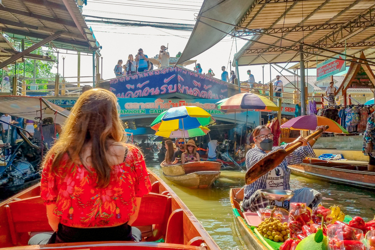 Bangkok: Floating and Railway market with Portuguese guide