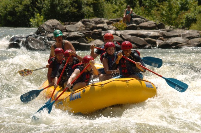 Visit Full Ocoee River Whitewater Trip with Riverside Lunch in Torres del Paine