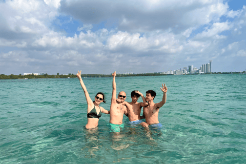 Miami Beach Glass Bottom Yacht Tour, Snorkel & Private Party Miami Beach: Glass Bottom Yacht, Snorkel & Private 4HR Tour