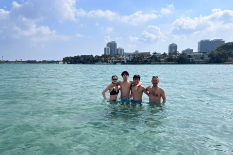 Miami Beach Glass Bottom Yacht Tour, Snorkel & Private Party Miami Beach: Glass Bottom Yacht, Snorkel & Private 4HR Tour