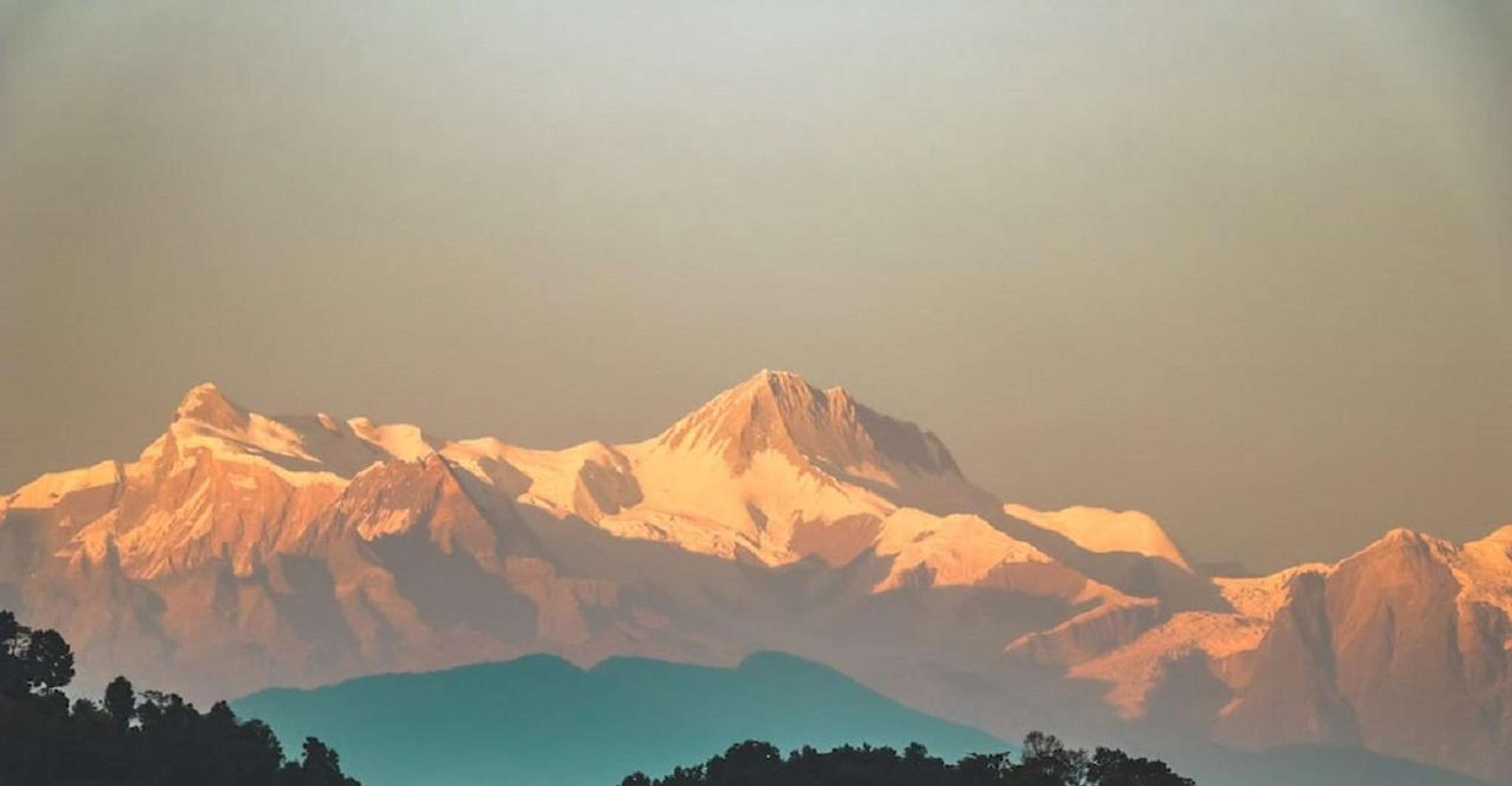 Pokhara, Guided Day Hike From Dampus To Australian Base Camp - Housity