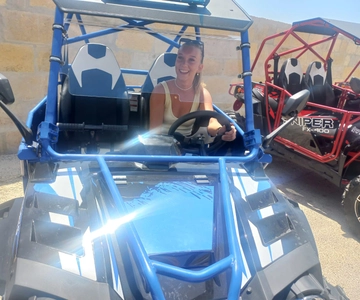 De Malta: Excursão de 1 dia de Buggy em Gozo com almoço e passeio de barco