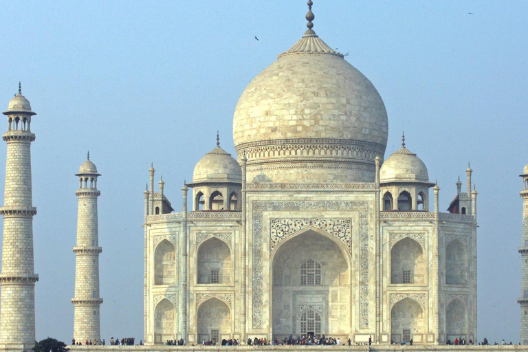 De Delhi: excursão ao Taj Mahal pelo Gatiman Express.