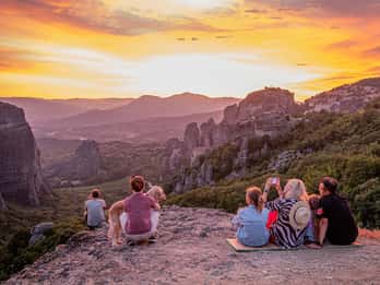From Athens: 3 Days in Meteora & Delphi with Tours & Hotel