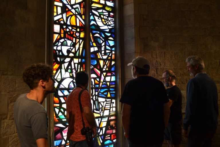 Barcelona: Wycieczka z przewodnikiem po wnętrzach / tarasach Santa Maria del MarWycieczka po angielsku
