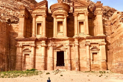 Von Amman aus: Private Tagestour nach Petra und zum Toten MeerPetra und Wadi Rum mit Eintrittsgeldern