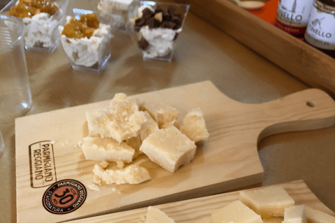 Foodtour durch Reggio: Parmigiano, Balsamico, Wurstwaren und WeineLambrusco &amp; lokale Weine