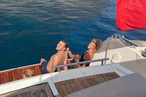 Calheta: Private Charter – Aestus Luxury Boat