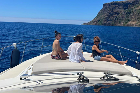 Calheta: privécharter - Aestus luxe boot