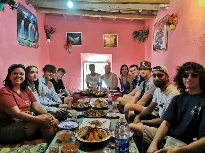 Din Marrakech Excursie de o zi în Munții Atlas prânz preparat acasă