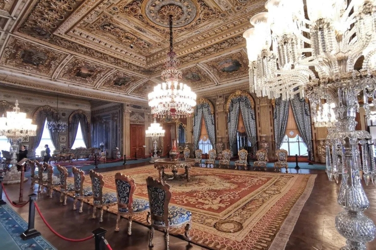 Istanbul: Dolmabahce Palace Guided Tour with Entry Tickets Group Tour in English
