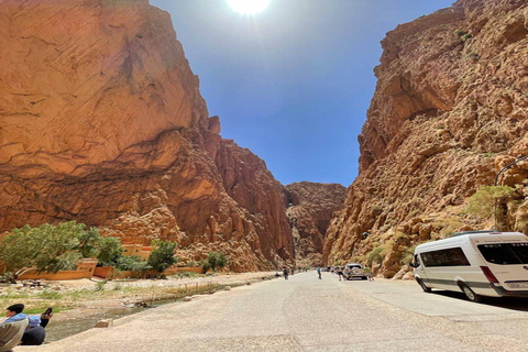 Marrakech: Escursione nel deserto di 3 giorni a Merzouga con trekking a cammello