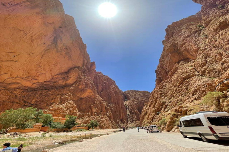 Marrakech: Escursione nel deserto di 3 giorni a Merzouga con trekking a cammello