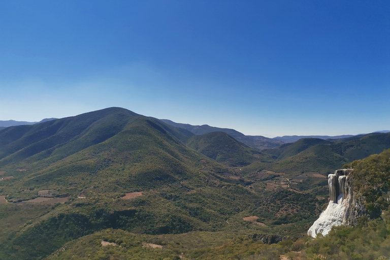 Full Day Guided Tour on the Hierve el Agua RouteTickets and food included