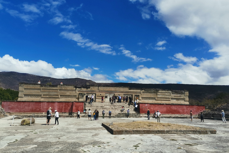 Full Day Guided Tour on the Hierve el Agua RouteTickets and food included