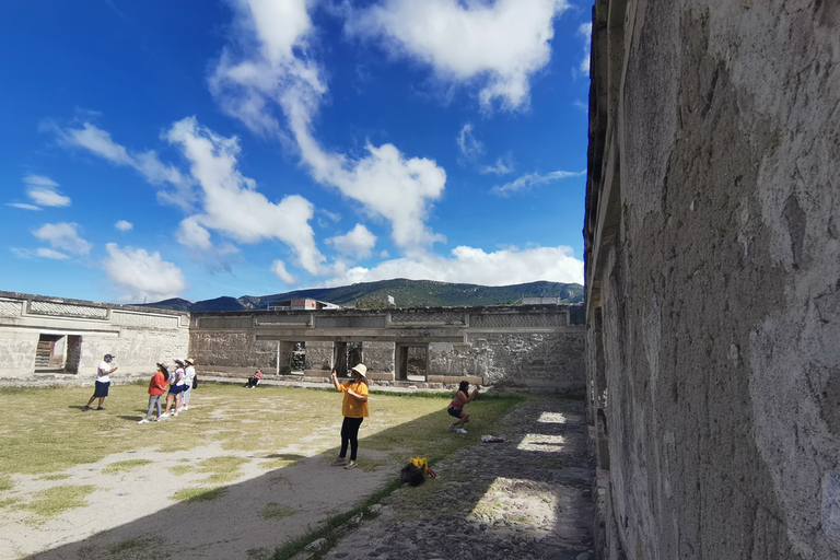 Dagvullende tour over de Hierve el Agua RouteTickets en eten inbegrepen