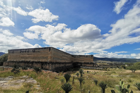 Full Day Guided Tour on the Hierve el Agua Route Tickets and food included