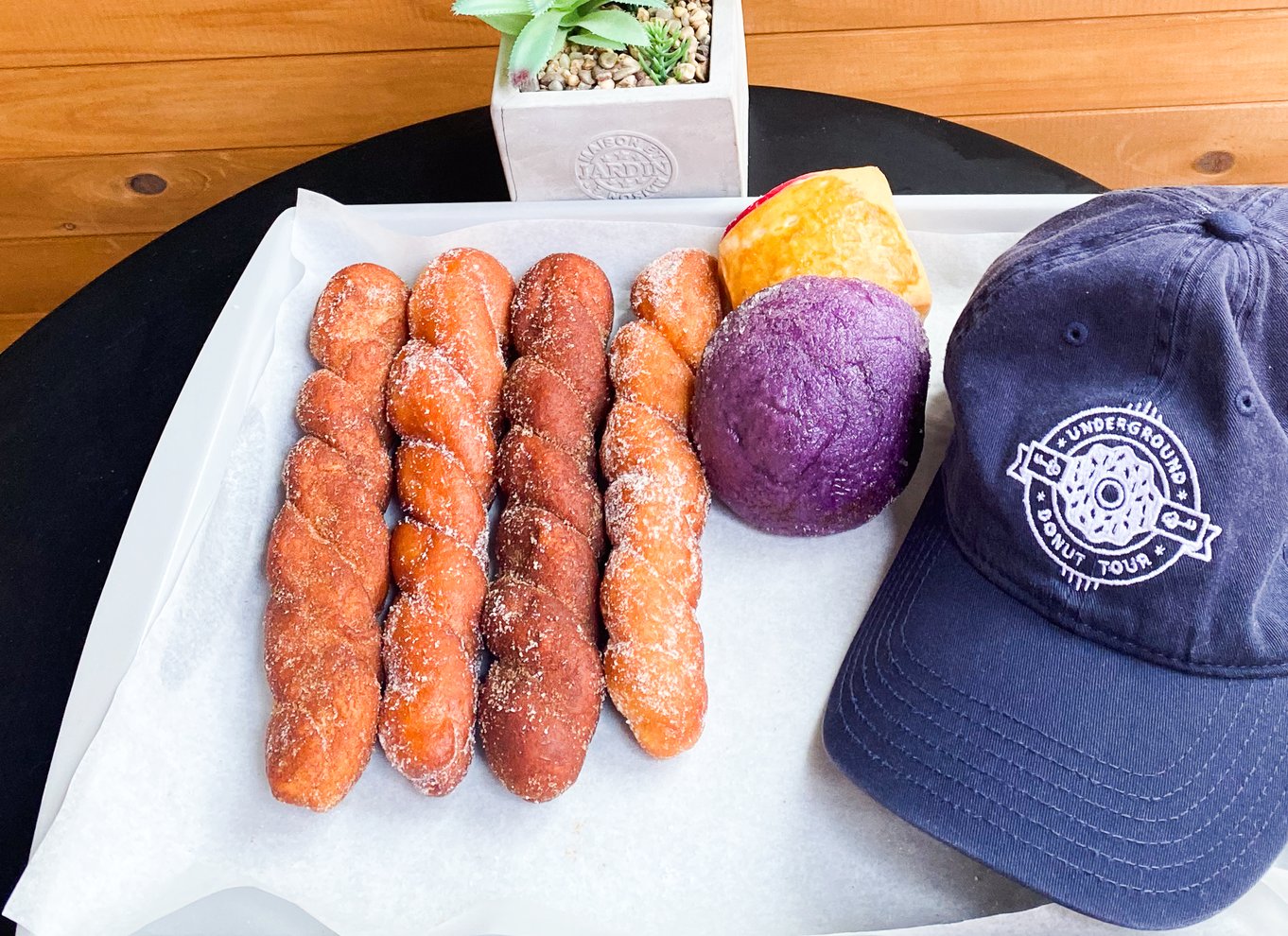 Victoria Delicious Donut Adventure med Underground Donut Tour