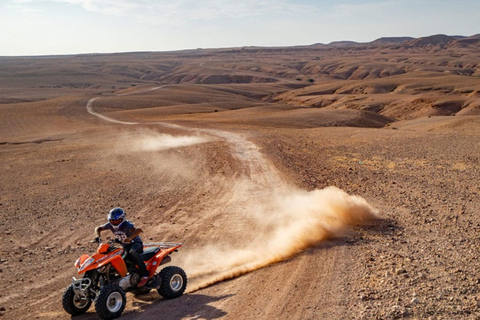 Da Marrakech: Tramonto nel deserto di Agafay, escursioni in quad e cena