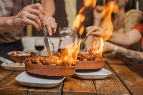 Lisboa: Tour de la ciudad a pie con degustación de comida y bebidaLisboa: Visita a pie de la ciudad con degustación de comida y bebidas