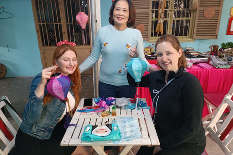 Hoi An: Making Lantern Class in Local Home