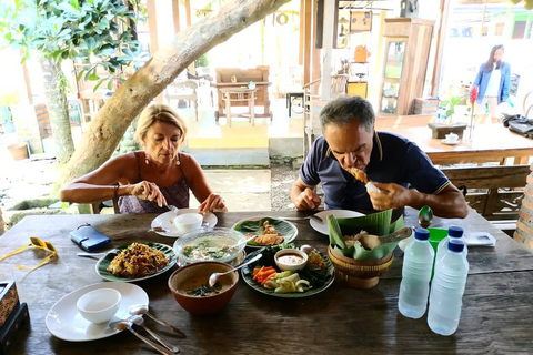 Yogyakarta: Corso di cucina giavanese e tour del mercatoYogyakarta: lezione di cucina giavanese e tour del mercato