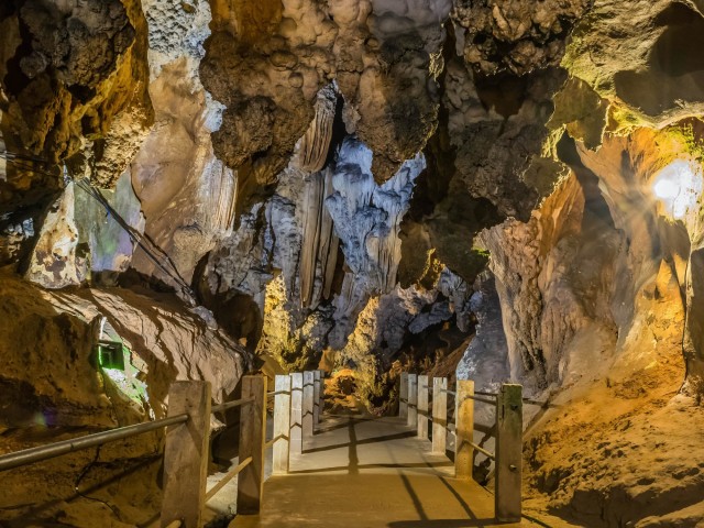 Visit From Chiang Mai: Chiang Dao Cave Trekking Full-Day Tour in Chiang Rai