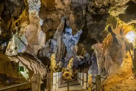 From Chiang Mai: Chiang Dao Cave Trekking Full-Day Tour