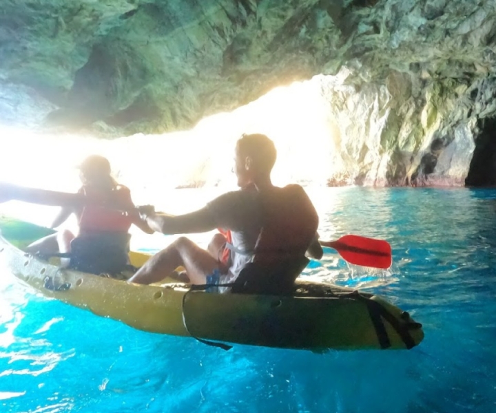 La Herradura: Guided Kayak Tour and Snorkel Excursion