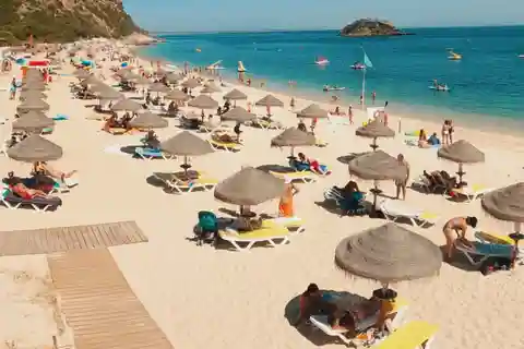 Arrábida : Kayak et plongée en apnée, salon de plage et ramassage disponibles