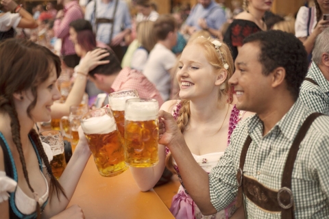 Privé Duitse bierproeverij in de oude binnenstad van Berlijn3 uur: biertour met 6 bieren en hapjes