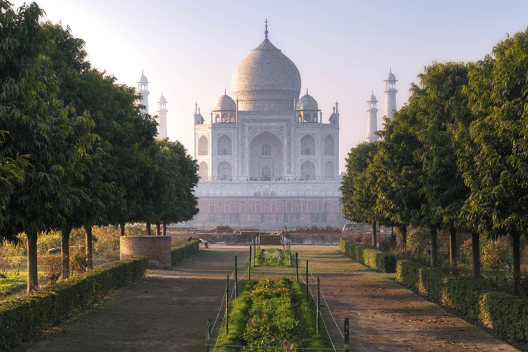 Delhi: Private Taj Mahal Tour with Meal and Ticket Options