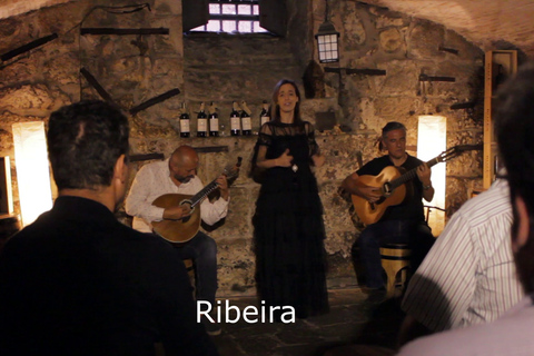 Porto: Live-Fado-Show mit einem Glas Portwein