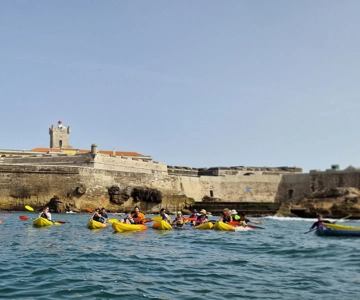 Lisbon: Coast Guided Kayak Tour