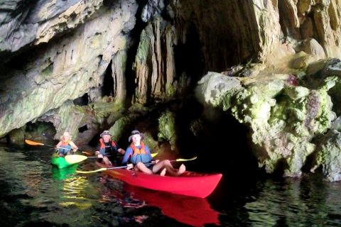 Kayak Tour on the Amalfi Coast to Pandora Cave with Aperitif