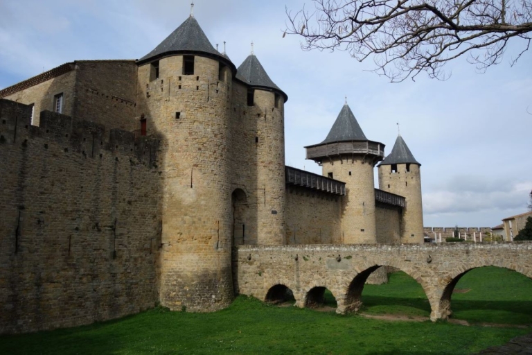 Carcassonne confronting the Crusades