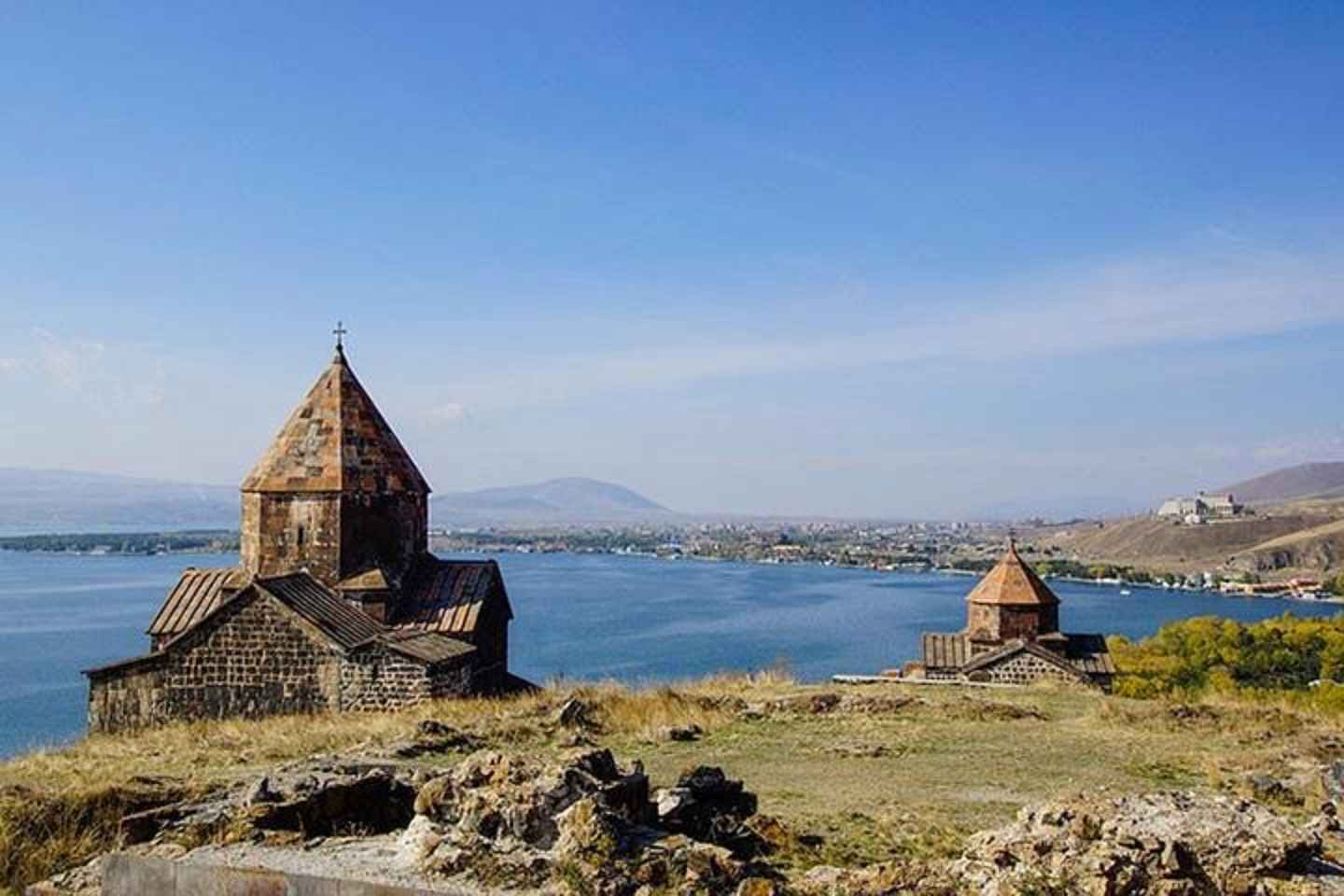 Tsaghkadzor/ Kecharis, See Sevan, Dilijan/ Haghartsin