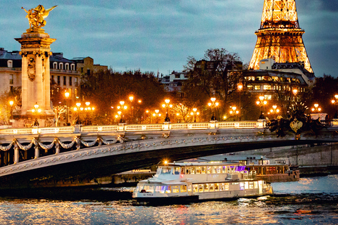 Paris : Dîner-croisière sur la Seine depuis la Tour Eiffel