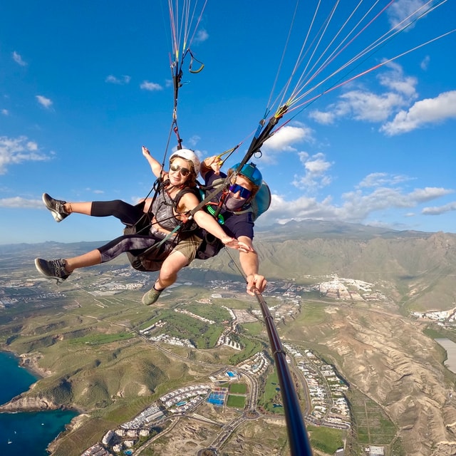 Tenerife: Tandem Paragliding Flight with Pickup