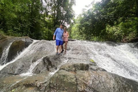 Manuel Antonio : Visite de la cascade de Nauyaca et de la ville balnéaireManuel Antoni : visite de la cascade de Nauyaca et de la ville balnéaire