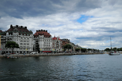 Stockholm: Eine Schönheit auf dem Wasser - Altstadtrundgang und BootsfahrtStockholm: Eine Schönheit auf dem Wasser - Altstadt und Bootsfahrt