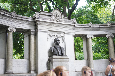 NYC: Fifth Ave Gilded Age Mansions Guided Walking Tour